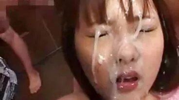 Sesso porno Mouvi nonne porche vogliose