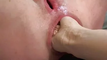 Scopata hardcore con vecchie troie scopate da giovani tette pompate
