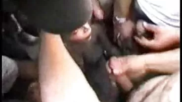 Vecchio vecchie troie con giovani porno fumatori