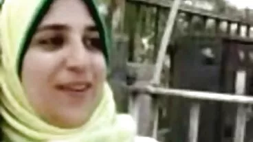 Uomo più anziano che lecca la video nonne zoccole figa per bene