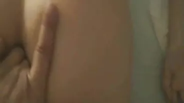 Povero tizio bianco che ottiene una vecchie troie pelose sborrata in faccia da un grosso delinquente nero Gaypridevault Gay Sex