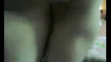 Fai pipì vecchie troie scopano e sborra allo stesso tempo